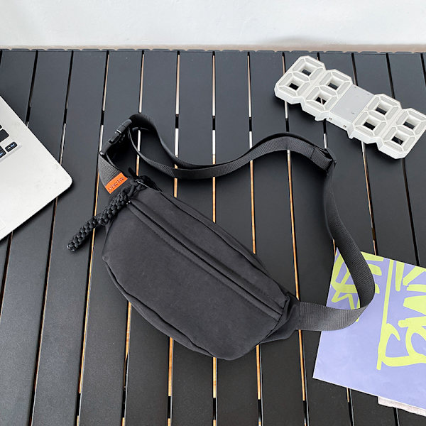 Retro Brysttaske Kvinders Sports Casual Messenger Taske Sort