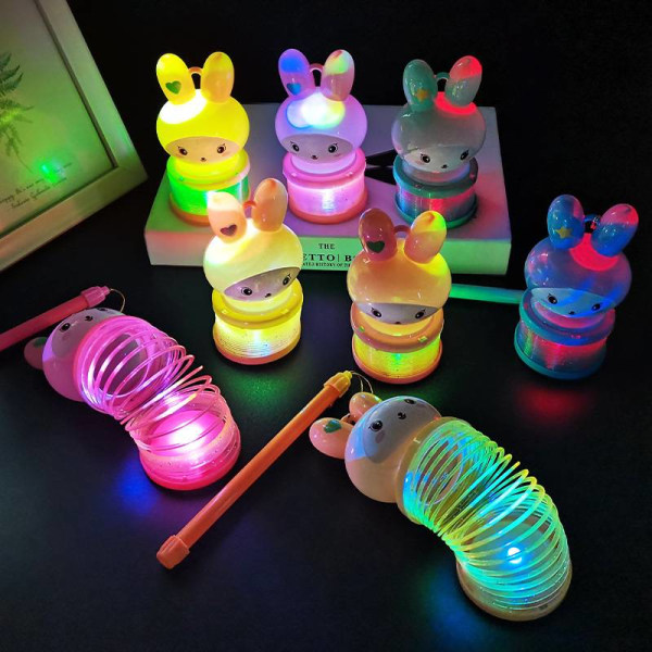 Ny søt kanin lys-opp lanterne, regnbue sirkel bærbar lanterne, julegave leker for barn og studenter aktiviteter (tre)