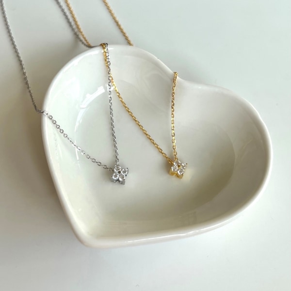 S925 sterlingsølv japansk glitrende diamant firkløver kragebenskjede for kvinner