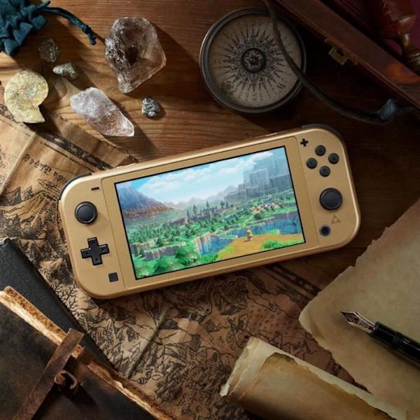 Nintendo Switch Lite bärbar konsol • Hyrule Limited Edition + 12 månaders NSO-prenumeration med tilläggspaket (kod)