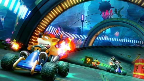 Videopeli - Activision - Crash Team Racing: Nitro Fueled - Remasteroitu - 1-4 pelaajaa - PS4