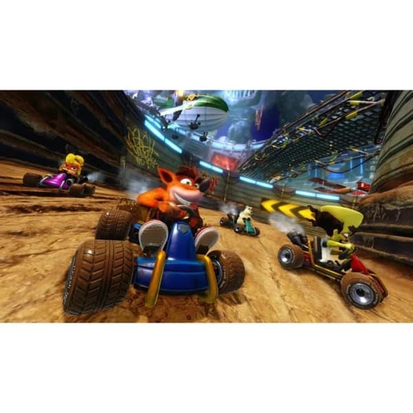 Crash Team Racing Nitro Fueled PS4-peli Vit