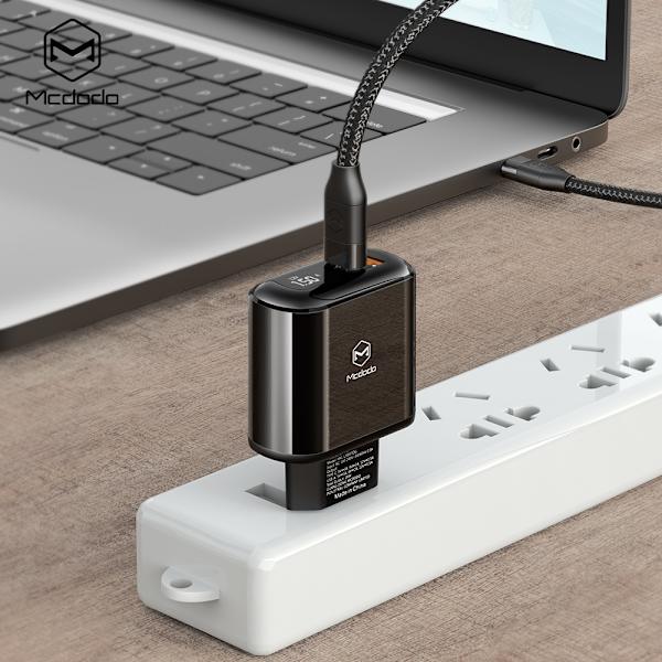 McDodo CH-7171 Laddare med USB-C till Lightning, PD+QC, 20W svart