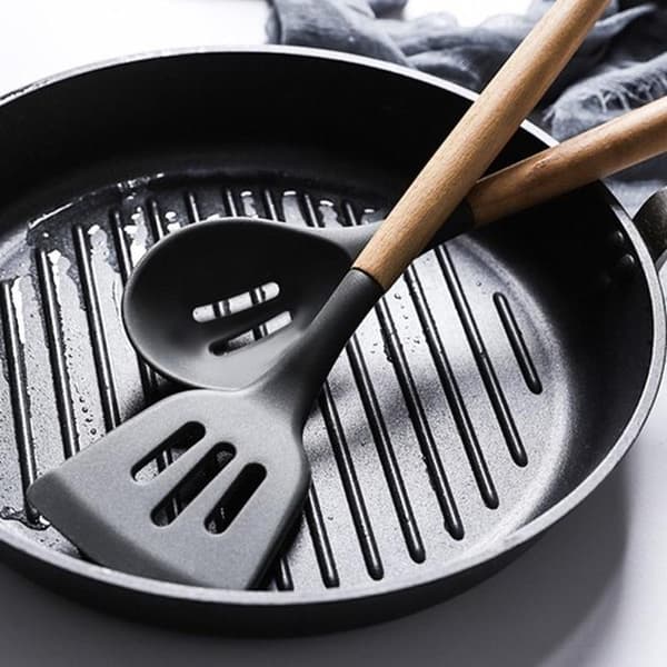 12 Piece Kitchen Utensil Set for Cooking and Baking 1200