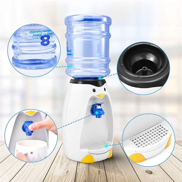 2,5l Mini Søt Pingvin Vanndispenser Med Vannbøtte Drikk 8 Vannglass For Studenthybel