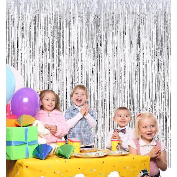 3 pakkausta 3,2 jalkaa X 6,6 jalkaa hopeametallinen hopealanka folio hapsuverhot Photo Booth -rekvisiitta syntymäpäivän hääkihlaukseen Morsiussuihku Baby Shower Bachelor