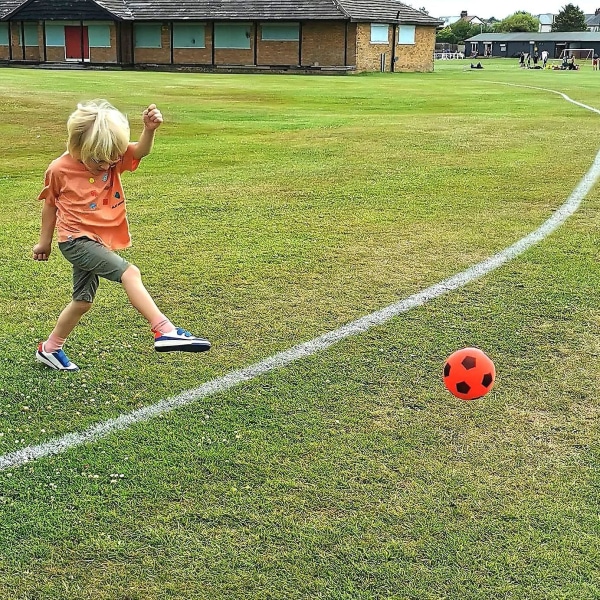 Fun Sport 20cm Fotball | Innendørs/utendørs Fotball med mykt svampskum | Spill mange spill for timevis med moro | Passer for voksne, Bo
