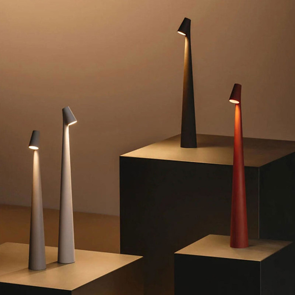 Elegant, slank, konisk stilk bordlampe Bærbar og dæmpbar Led Sculpting Light Dec Gray