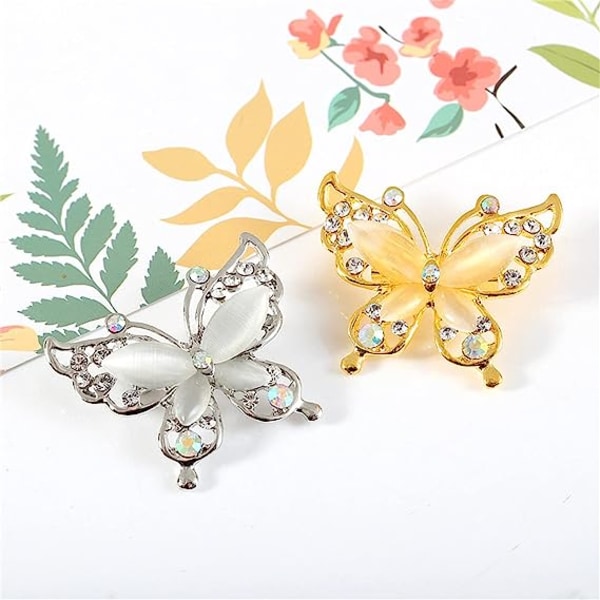 Butterfly Broche Pins Chic Romantisk Elegant Rhinestone Krystal Insekt Broche Pin Kvinder Corsage Tørklæde Sjal Tøj Tilbehør Bryllupsfest Banket