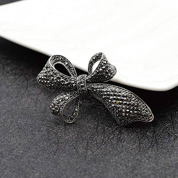Rhinestone Black Flower Brosjer Kvinner Vintage Antik Sølv Brosje Pin Elegant Utsøkt Broches