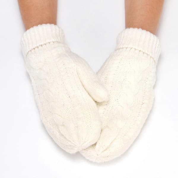 Dame bløde strikhandsker: Varme vinter-essentials. Ensfarvede, tykke vanter til hverdagsbrug White One Size