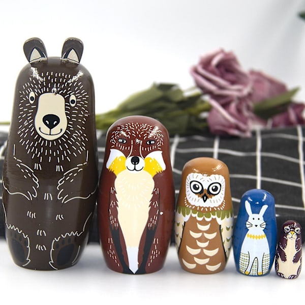 5 st ryska häckande dockor Trädjur Handmålad present Babushka Matryoshka leksak