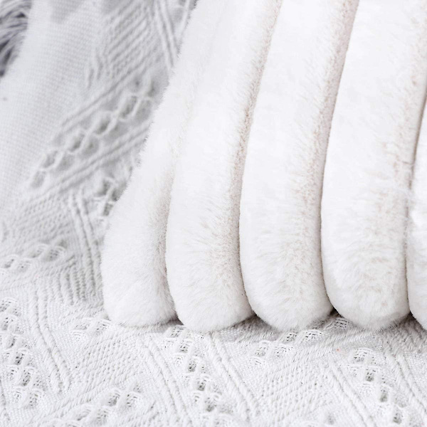 Pute- og putetrekk sett med 2 dekorative putetrekk imitert pels plysj fuzzy stripe myke putetrekk for sofa Sofa Soverom 45x45cm