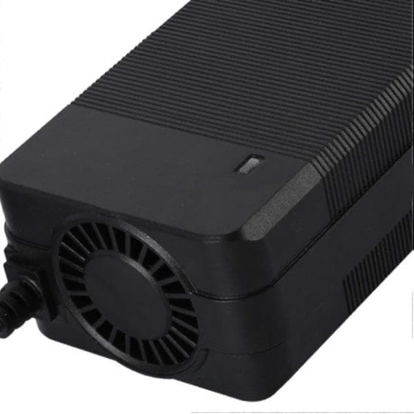 67.2V 2A Lader for 16S 60V Elsykkel og Enhjuling Li-ion Batteripakke