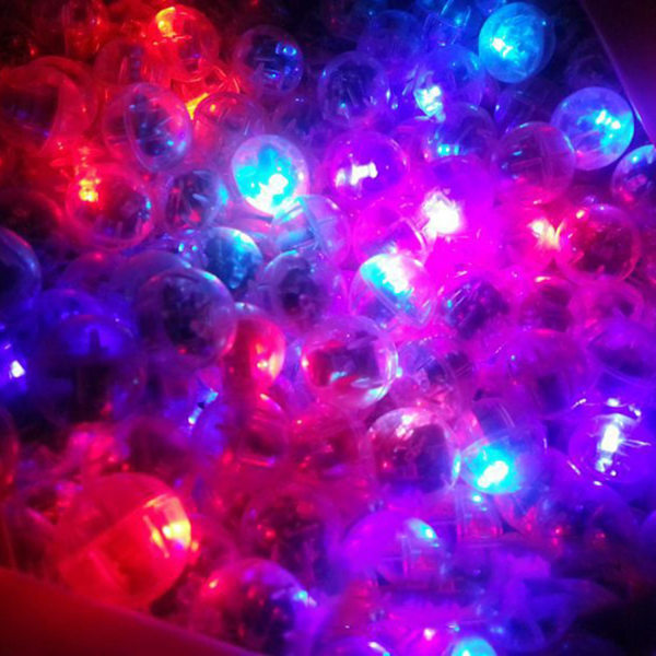 10 kpl Mini pyöreä pallo Led-ilmapallo RGB-valot Ystävänpäivän Flash-lamput Yhteensopiva lyhty Jouluhalli Multicolor