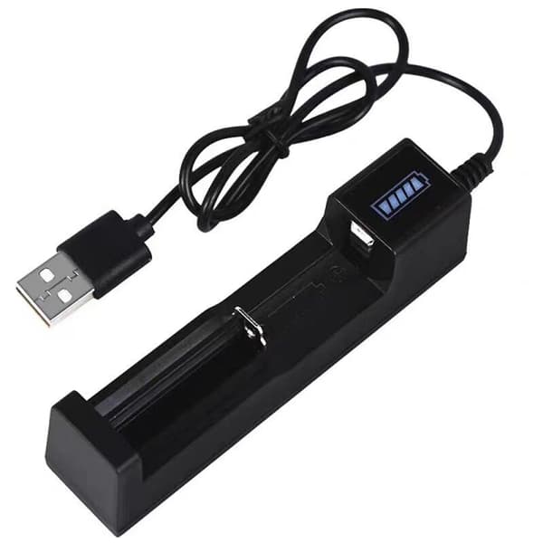 1 stk universell batterilader smart batterilader mini multifunksjons oppladbar batterilader Black