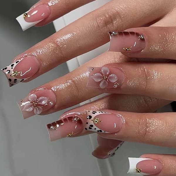 Quick Application Glue-Free Press-on Nails French Style Nude Pink Leopard Print