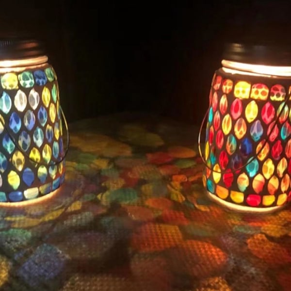 Mosaik solcellslampor utomhus hängande lyktor vattentäta mosaik solcellslampor utomhus solcells nattljus bordslampor dekoration Red