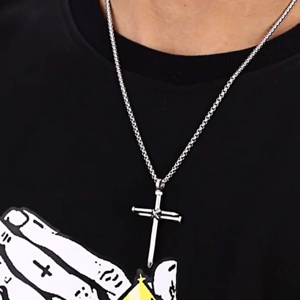 Korshalskjede for menn Korsanheng STYRKE Bibelvers Rustfritt stål Halskjede Nail Silver Cross