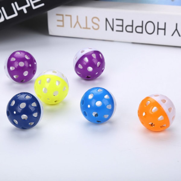 4cm 1PCS Leksakskatt ihålig klockboll för husdjur tugga bur hem roliga leksaker