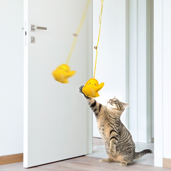 Hängande dörr interaktiv katt leksak filt kyckling form justerbar rolig katt retas leksak för hemmet