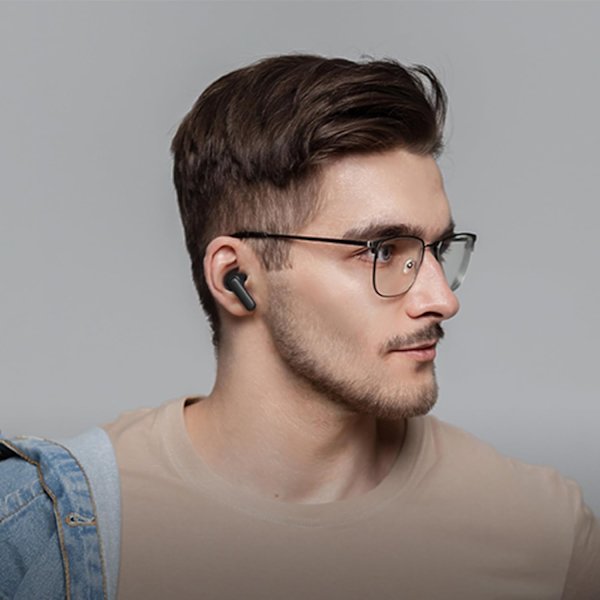 Trådløse øretelefoner til musik og sport, Bluetooth 5.3 in-ear-hovedtelefoner med ekstra bas, indbygget mikrofon, touch-kontrol, USB-opladningsetui, 30 timers batteri Matte Black