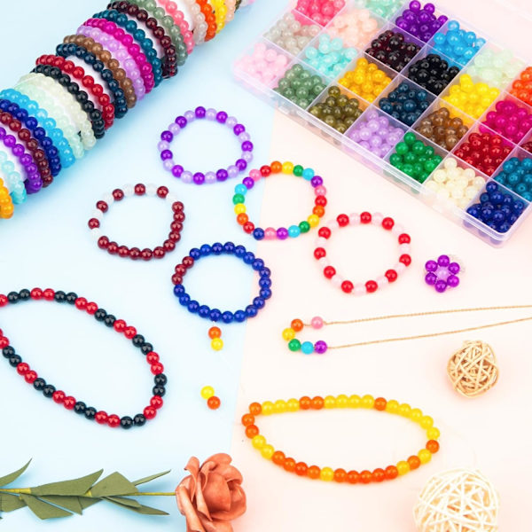 784 st 8 mm runda glaspärlor för smyckestillverkning, 28 färger kristallpärlor armbandssats, lämplig för armband, halsband, örhängen och andra smycken M1