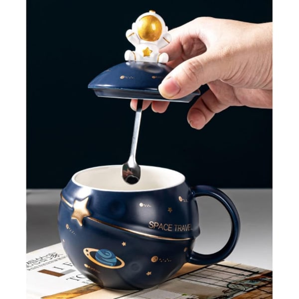 400 ml Astronaut Rymd Planet Mugg med lock och sked för kaffe, mjölk, present födelsedag för flicka pojke kvinnor, djupblå (1)