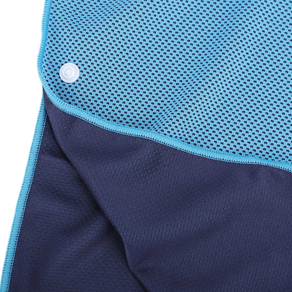 Viilentävät huppupyyhkeet U-muotoiset huppupyyhkeet Aurinkosuoja Nopeasti kuivuvat urheilulliset viilentävät pyyhkeet Sky Blue