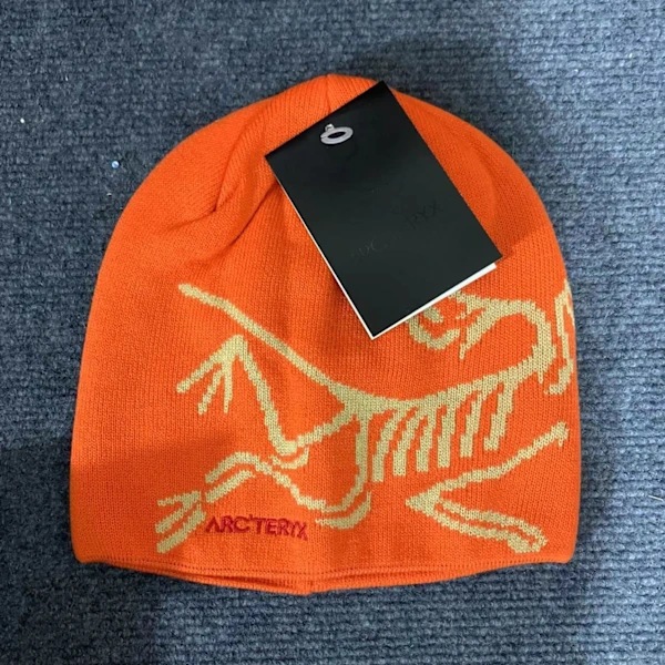 ARC'TERYX Miesten lippalakki Lämmin talvipipo arkikäyttöön ja hiihtoon Orange