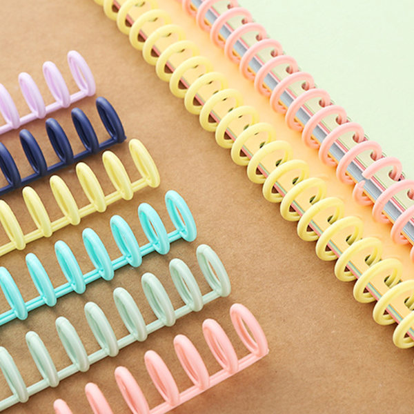 10 stycken plast 30-håls bindringar flexibla och lätta att lossa Deep pink+10pcs