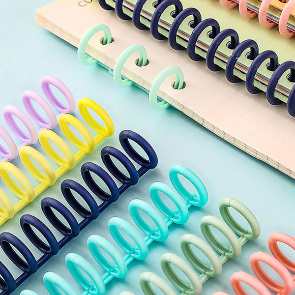 10 stycken plast 30-håls bindringar flexibla och lätta att lossa Black+10pcs