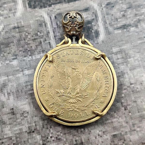 Graalen av vandrande mynt 1921 Morgan Silver Dollar Graverad Mynthänge Samling