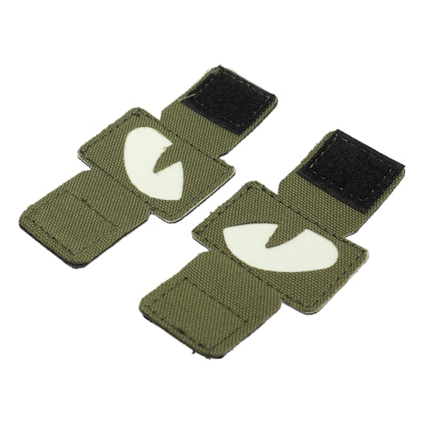 2 stk. Cat Eyes Patch Reflekterende Krog-og-Øje Design Canvas Lysende Cat Eyes Patch til Hatte Uniform Rygsæk Udendørsaktiviteter Nattevandringer Militærgrøn