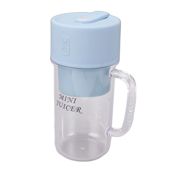 Mini Juicer Cup Bärbar Uppladdningsbar Blender Juicer Multifunktionell Blender Cup med stor kapacitet för studenter Hushållsblå