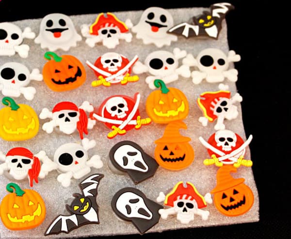Halloween - itsevalaiseva rintakoru - 3 kpl - Cosplay MultiColor MultiColor 3-pack
