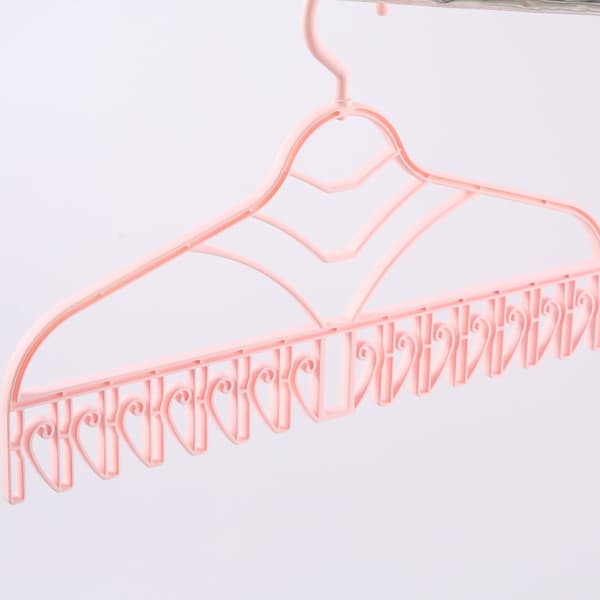 Multifunctional Drying Rack Plastic Seamless Wrinkle-Free Clothes Hanger with V-Shaped Clip Hook for Bra Socks Pink