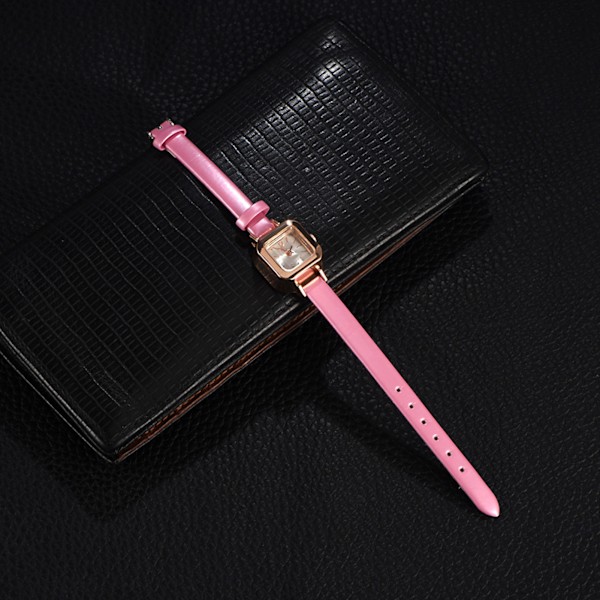 Moderigtigt kvindes armbåndsur Analog PU-armbåndsur (rosa)