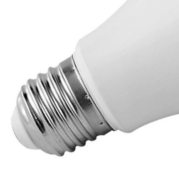 LED rörelsesensor glödlampa E27 gängad bajonett 9W infraröd Smart Body rörelsesensor glödlampa för hall