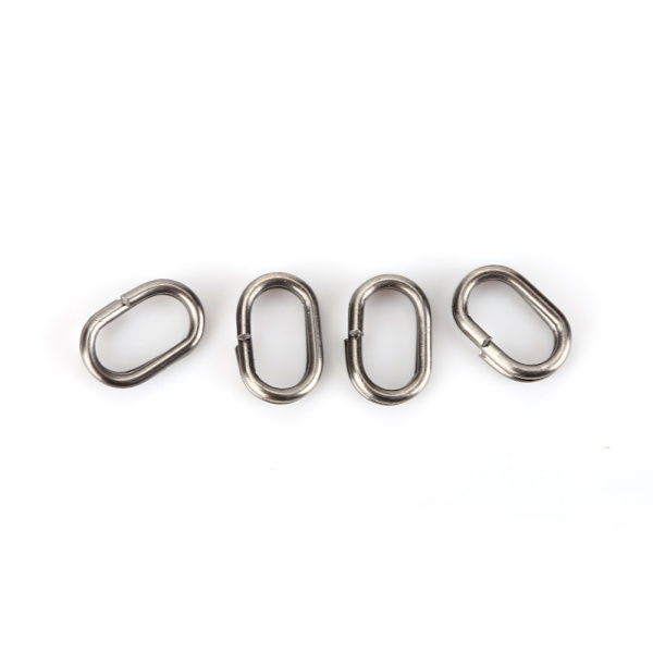 100 stk rustfritt stål ovale splittringer Svingbar Snap fiskeutstyrkontakt (5x8mm)