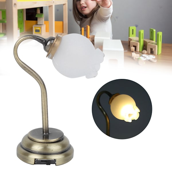 1:12 Dukkehuss Miniatyr Blomformet Bordlampe LED-bordlampe Møbelmodel Legetøj Blomformet Lampskærm