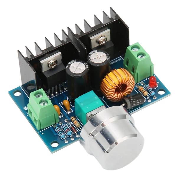 DC Spændingsregulator Plastik Høj Effekt Buck Modul med PWM Modulation Maksimalt 8A 200W