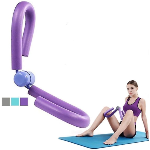 De tunna benen, den vackra familjen med träningsmaskiner, fitness purple
