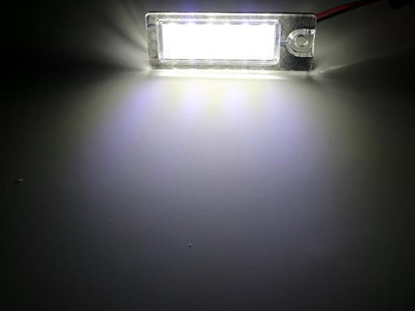Volvo V70 II 200007 XC70 II S60 S80 XC90 LED nummerpladelys multifärg multicolor