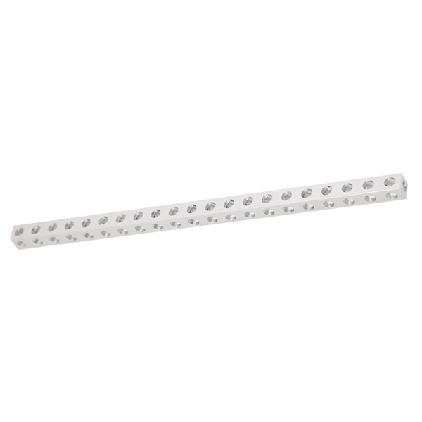 8 x 168 mm 3106‑0021‑0168 21 reiän neliömäinen palkki robottirakenteen lisävaruste