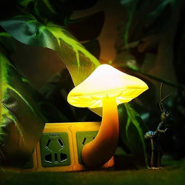 2x LED Nattlampe Soppformet Vegguttak Lampe EU-plugg Varmhvit Lysstyrt