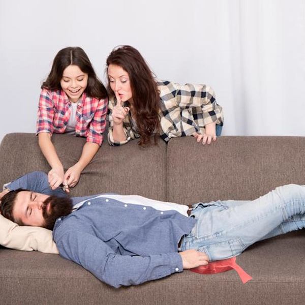 4 st självuppblåsande knepig kudde Joke Ragging Toy Fart Pad Svampkudde för festtricks