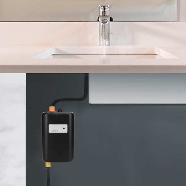 Kaksoiskäyttöinen kodin vedenlämmitin Älykäs keittiön vedenlämmitin Mini nopea lämmityskone indikaattorivärillä musta (UK-pistoke 220V 3000W)