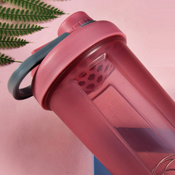 Urheiluvetopullo Muovi Kirkas Kannettava Pakkasen Kestävä Sekoittaja Kuppi Blenderillä 600ml Punainen 600ml