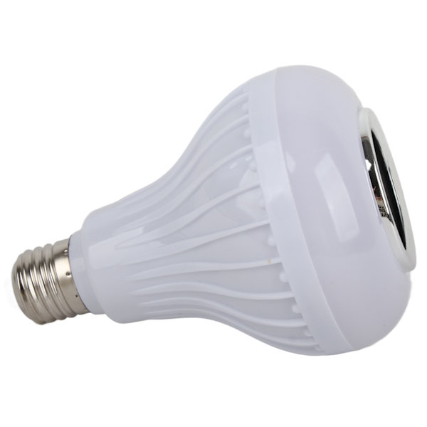 Bluetooth-musiikkilamppu RGBW-värillä E26-kanta Kaukosäädin Kaiutin LED-lamppu Baarille Makuuhuoneelle Ravintolalle 100‑240V